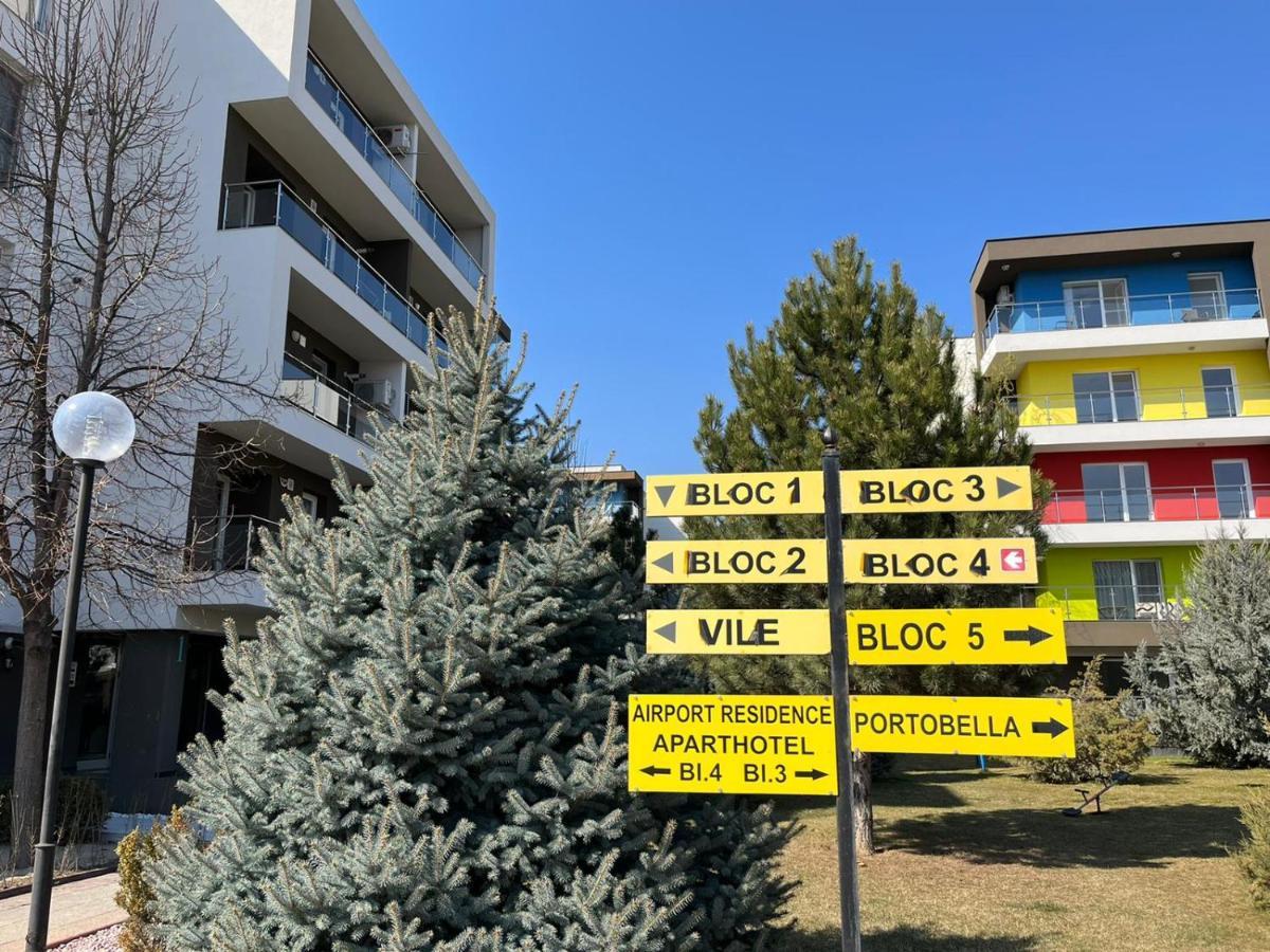 Tranzzzit Airport Apartment Otopeni Kültér fotó